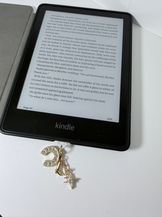 Giddy Up Kindle Charm